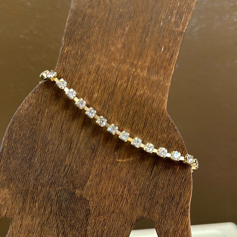 Vintage Rhinestone Tennis Bracelet 8 inch